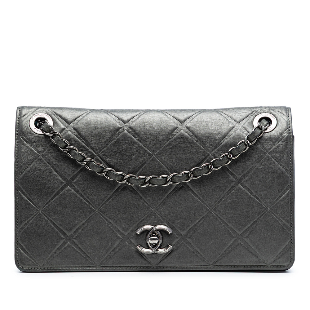 Pre-Loved Chanel Medium Embossed Calfskin Propeller Flap
